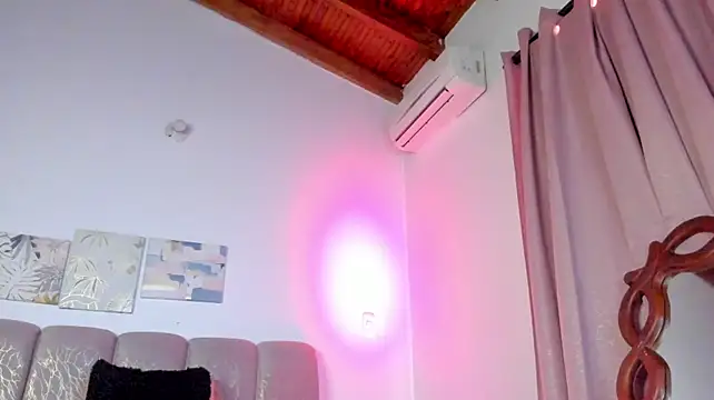 Chat XXX en directo de noah_0813