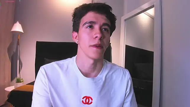 Austinbolt Live XXX-Chat