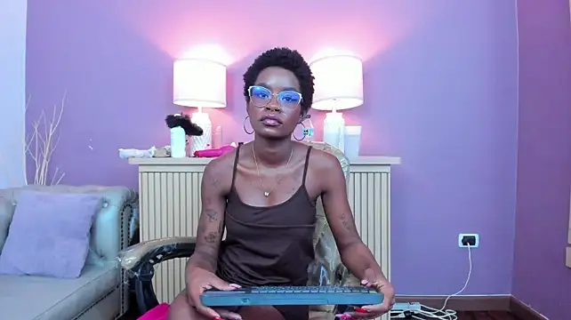 Amber-hill - Show me that pussy