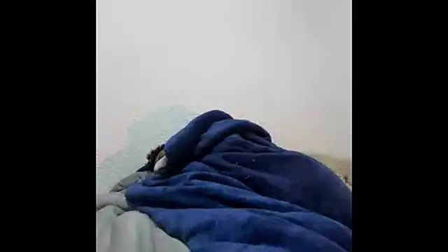 Chat +18 de Angel_o_silva ao vivo