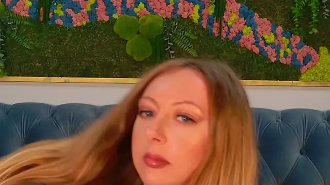 SiennaPierce - Drive my pussy crazy about your dick