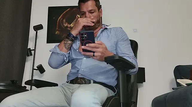 Živý XXX chat ChrisKox