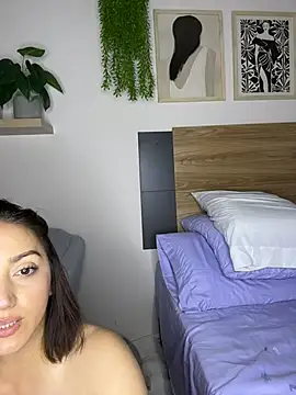 liah_izumii Adlı Modelin Canlı XXX Sohbeti