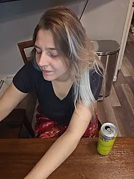 ScarletsWeb's Live XXX Chat