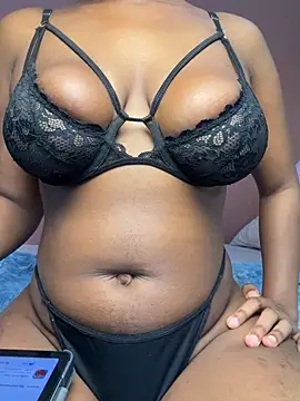 Bellafrenchy – webcam-show