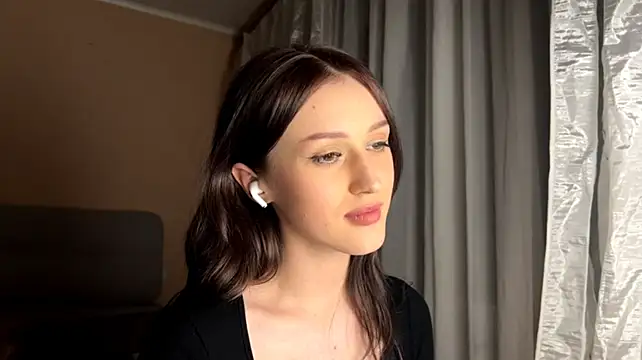 ShannanWohlers - A soft eye wing for you <3