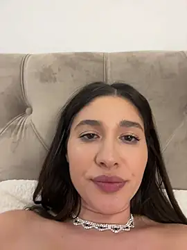 IrisBlues' Live XXX Chat