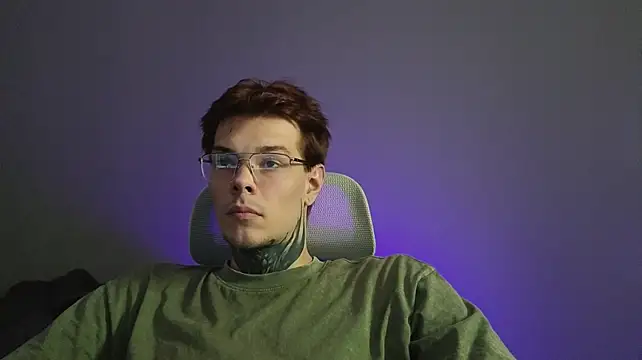 DENIS_HERE Live XXX-chat