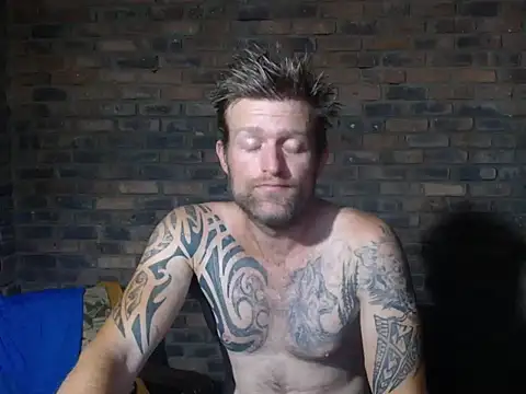 Chat XXX en directo de the-billy-blue