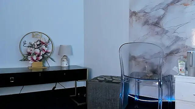 צ'אט XXX בשידור חי של Maddyluxe