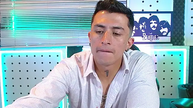Chat +18 de Godofcumxxx ao vivo