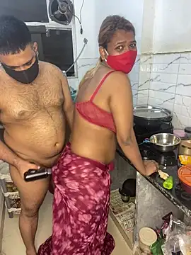 Maya_BDSMn Webbikameraesitys