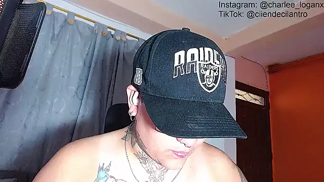 Chat +18 de Techno_420_ ao vivo