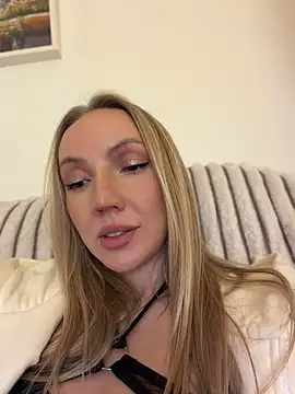 XXX chat uživo modela rina_asty