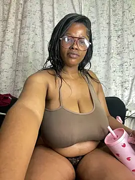 Sexy_boobs97 - let it rain
