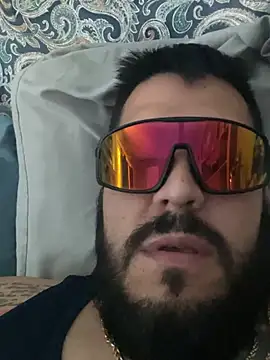 GLOGLOGLOOOOn Live XXX chat