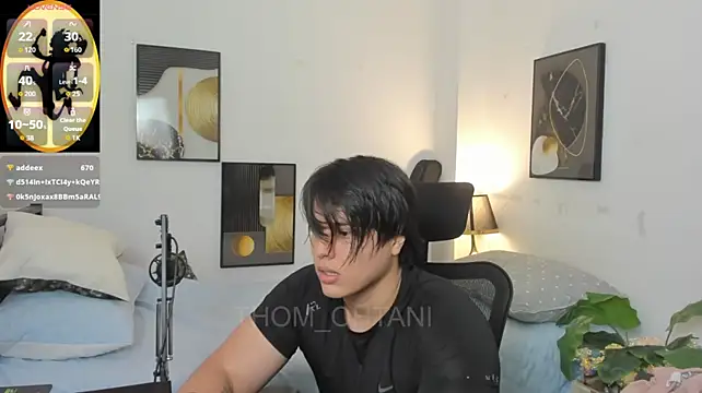 Thom_Ohtani Adlı Modelin Canlı XXX Sohbeti