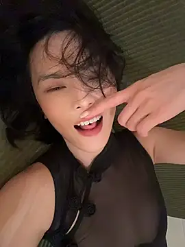 Mengmeng808 - 脱掉内叼嘴上