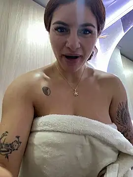 AtheneaRossi - Total naked and spank ass