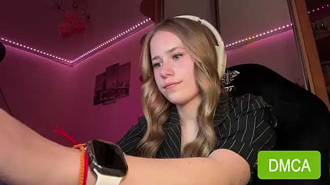 Aurorain live XXX chat