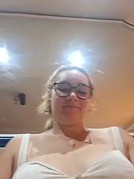 marco_and_lunaa_ Chat XXX in diretta