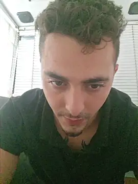 Chat +18 de papisabroson ao vivo