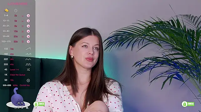 Minelliss Chat XXX live