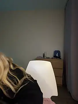 XXX chat uživo modela xDinnax