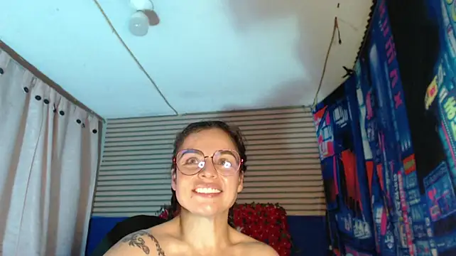 צ'אט XXX בשידור חי של rosse_2504