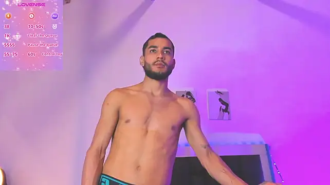 maxpower830 Live XXX Chat