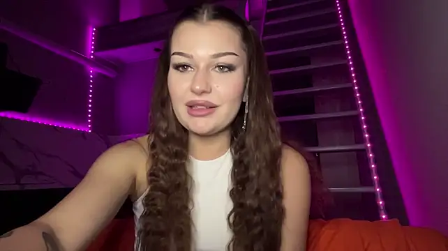 EliseNomik Chat XXX live