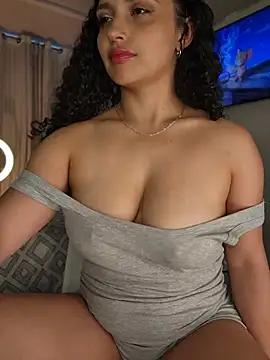 Lucy_Marin - Deep blowjob & spit play 👄💦dirty moans
