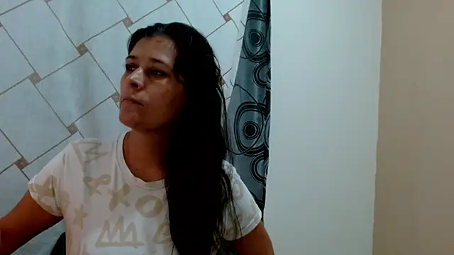 KARYNA_MILF live XXX chat
