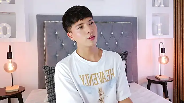 Chat XXX en directo de Keen_Nico