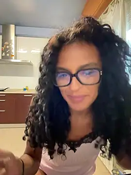 Latinamixn Live XXX chat