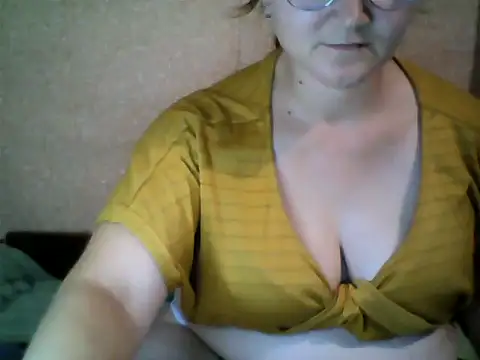 Chat +18 de Oliviiaa_Valter ao vivo