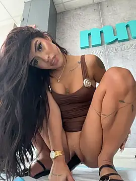 MystiqueXXX - FINGERING MY PUSSY CLOSE UP 👑💛