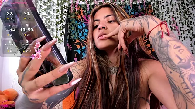 Eva_Tattoo's Live XXX Chat