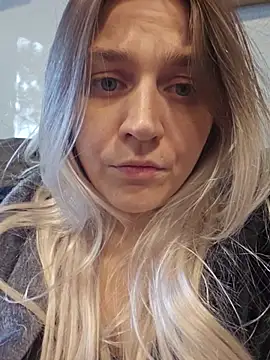 ScarletsWeb: онлайн-секс-чат