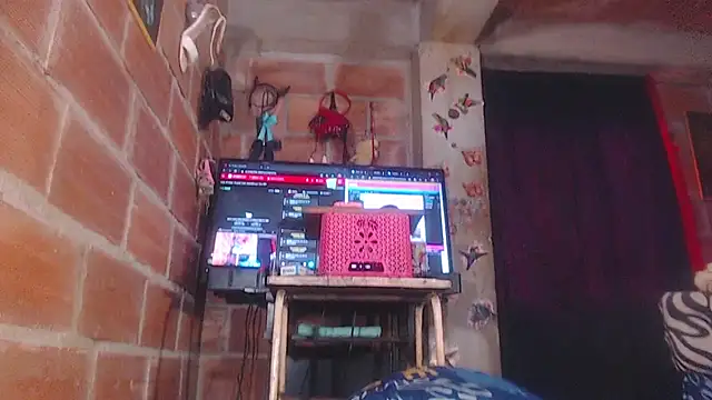 assbignatha's Live XXX Chat