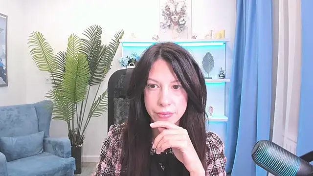 Živý XXX chat PeachMirage