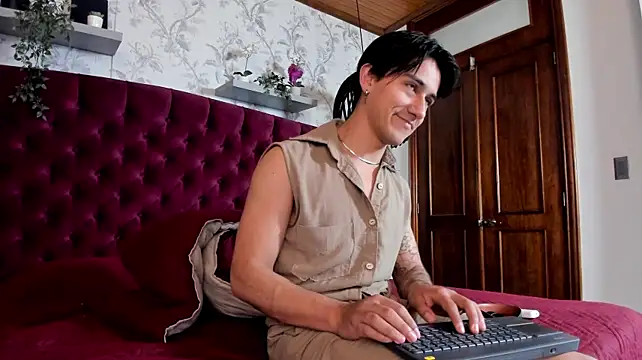 Andy_Joy_ Chat XXX live