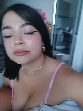 Chatroom XXX en direct de Lia_Roxx