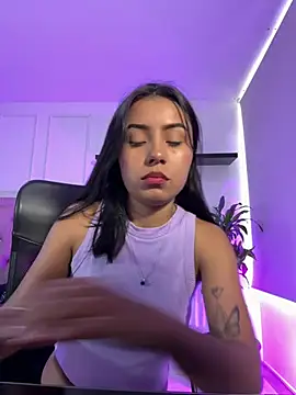 צ'אט XXX בשידור חי של julieta_fn
