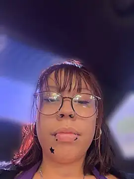 Chat XXX en directo de moan4mona