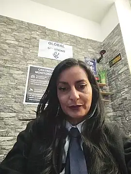 ALEJANDRA__28 Adlı Modelin Canlı XXX Sohbeti