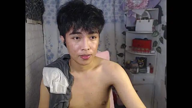 Chat XXX Live _peachyboyyy