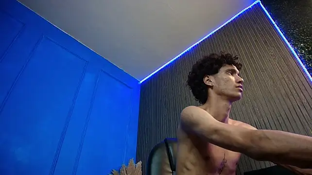 NEOSLY_7 – Naživo XXX chat