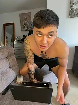 Christopher_strongg Obrolan Langsung XXX