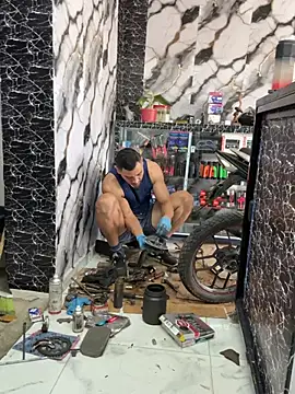 Paul22cm- XXX чат на живо